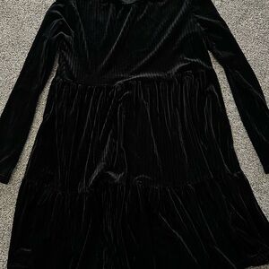 Elegant Black Velvet Womens Dress